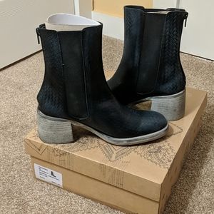 Brand New! Free People Boots✨